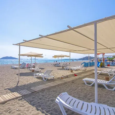 Sunset Beach Club Aqualettings Lighthouse 19 Apartment *