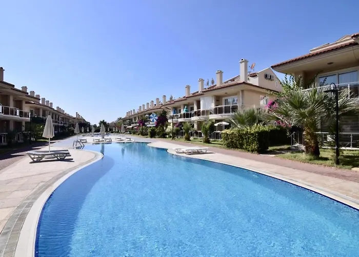 Sunset Beach Club Aqualettings Lighthouse 19 Apartman