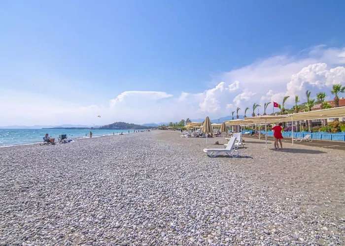 Sunset Beach Club Aqualettings Lighthouse 19 Apartman *
